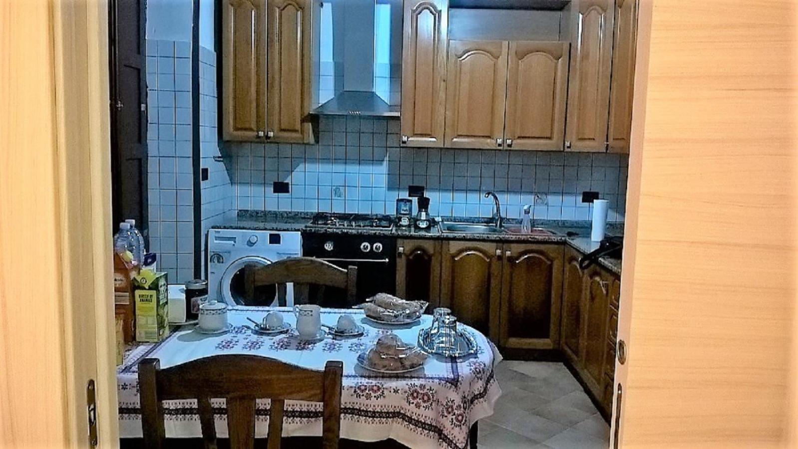 Апартаменты Manzoni House Лечче Экстерьер фото